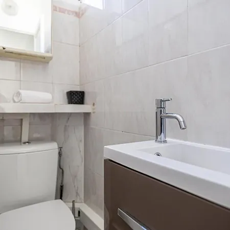 L'escapade Citadine Avec 2 Chambres, Proche De La Croisette, Des Plages Et Du Palais *