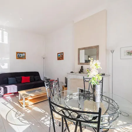 L'escapade Citadine Avec 2 Chambres, Proche De La Croisette, Des Plages Et Du Palais *